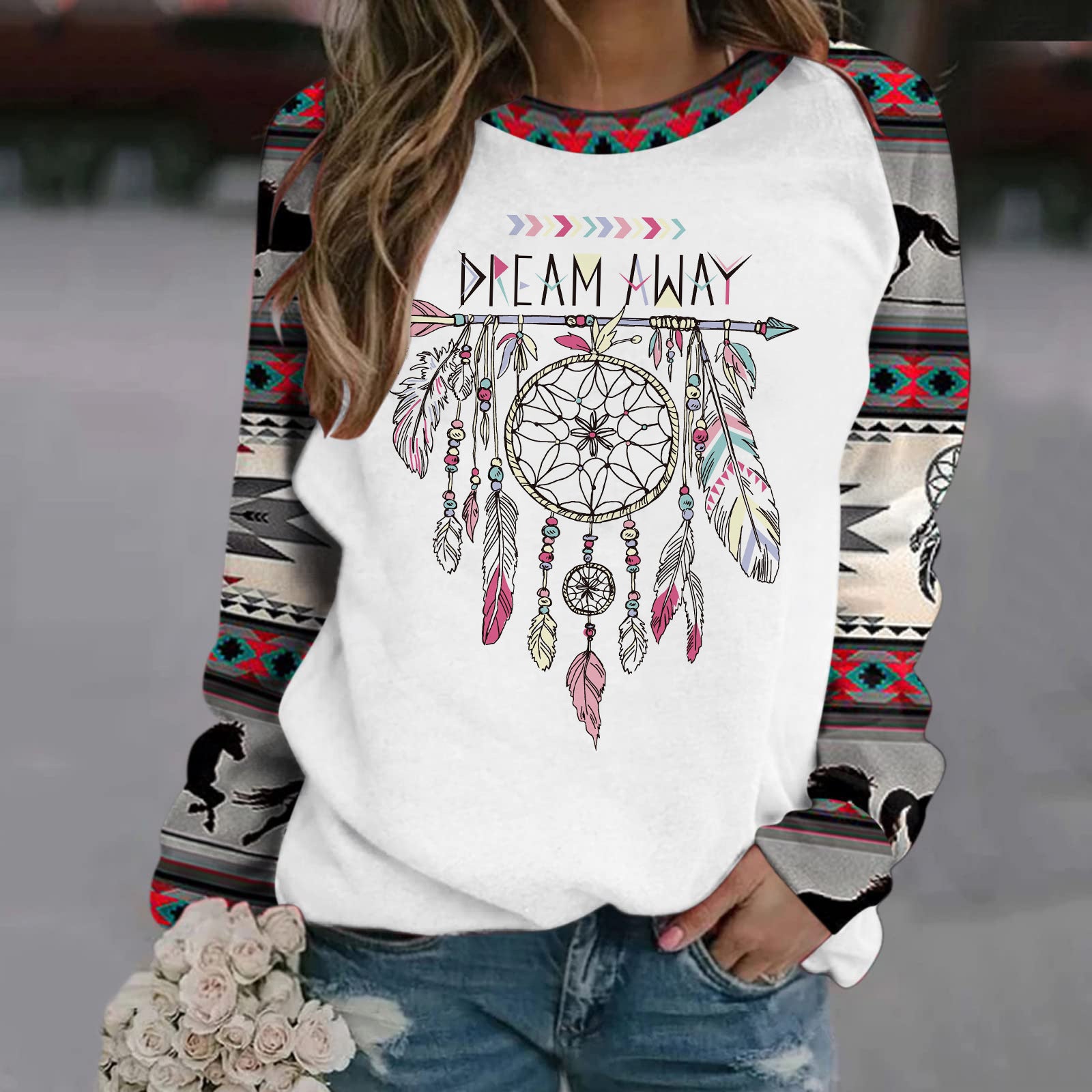 Wholesale Polyester Fiber Retro Digital Printed Raglan Long Sleeved Tops